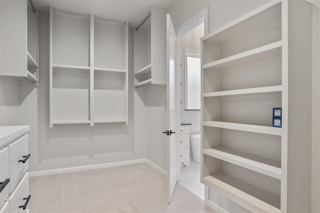 3923 Yellowstone Drive