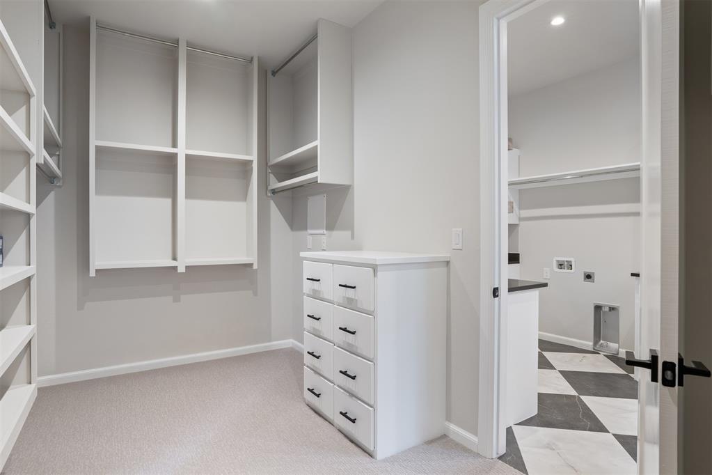 3923 Yellowstone Drive