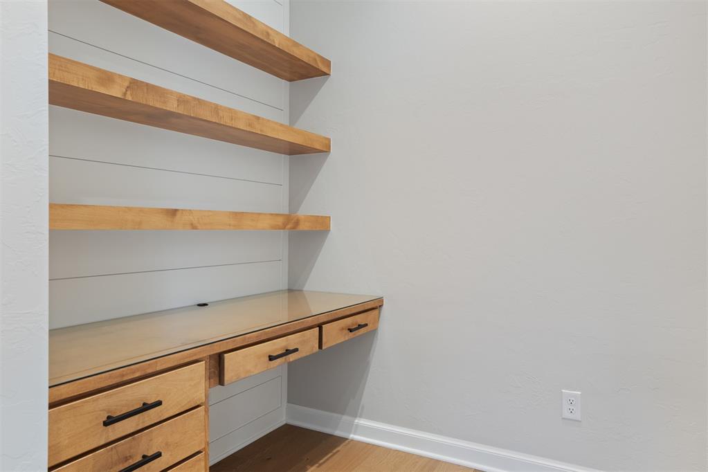 3923 Yellowstone Drive