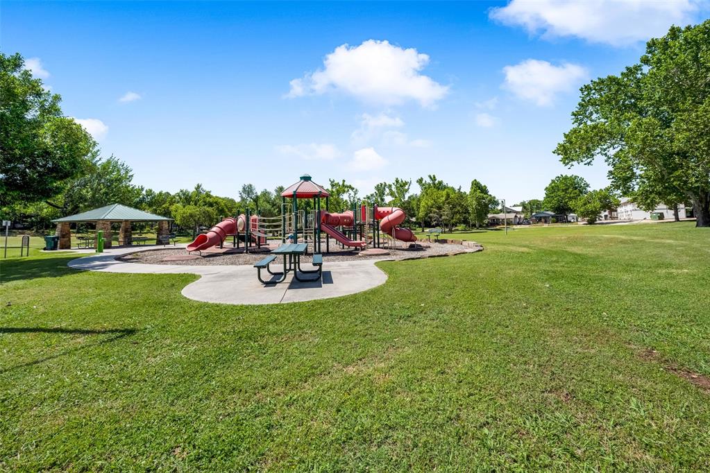 316 NW 27th Street