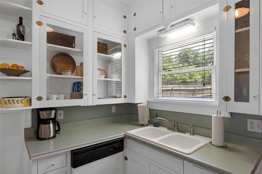 316 NW 27th Street