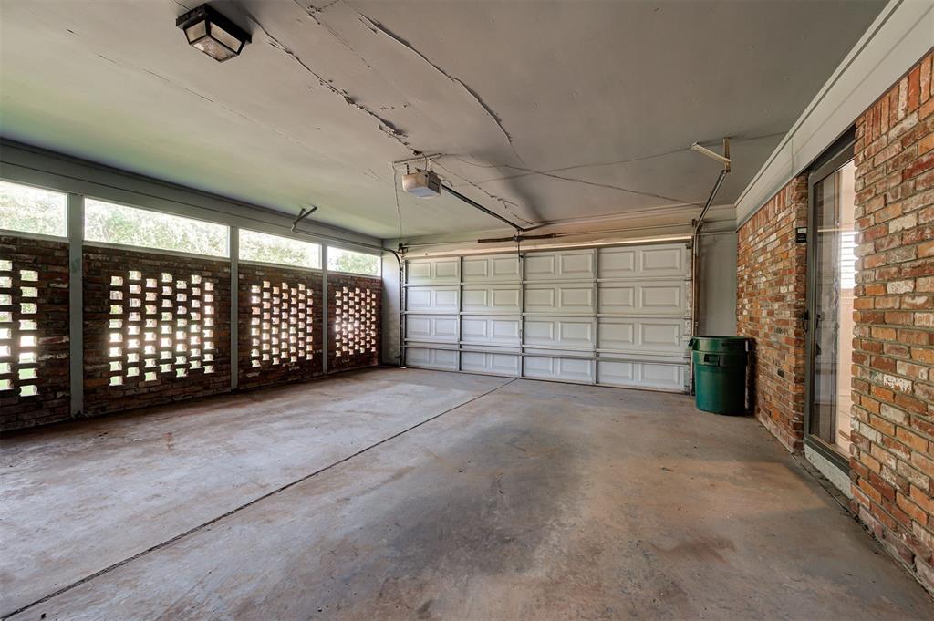 1224 Mulberry Lane