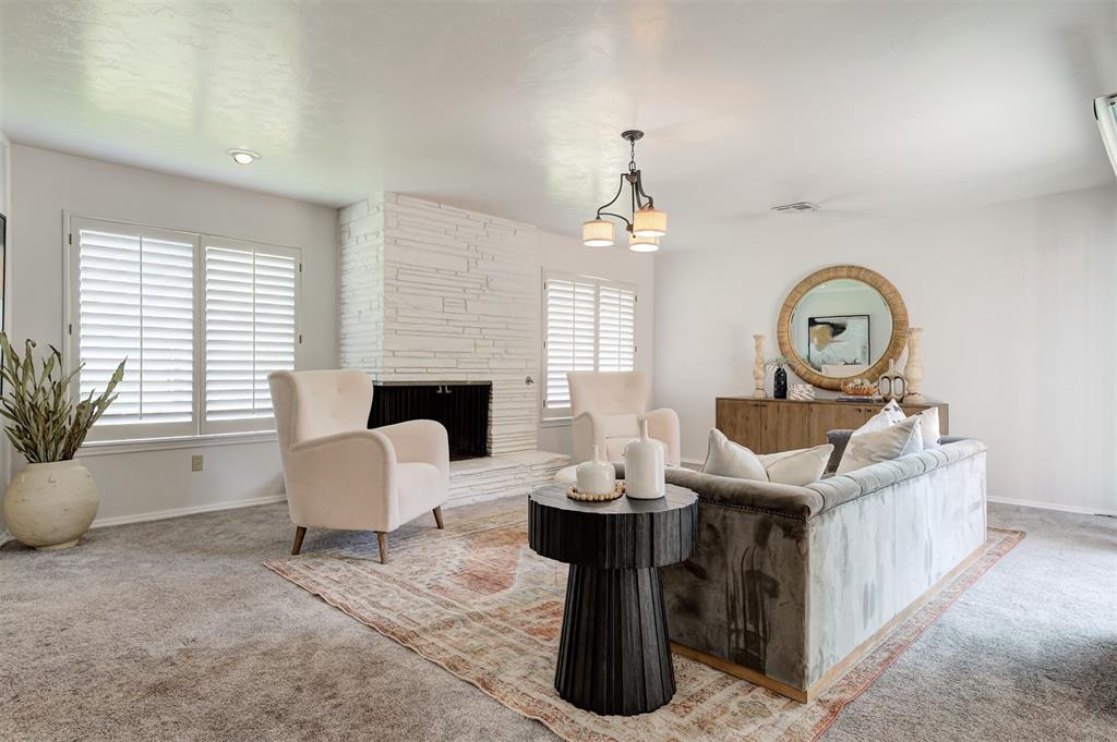 1224 Mulberry Lane