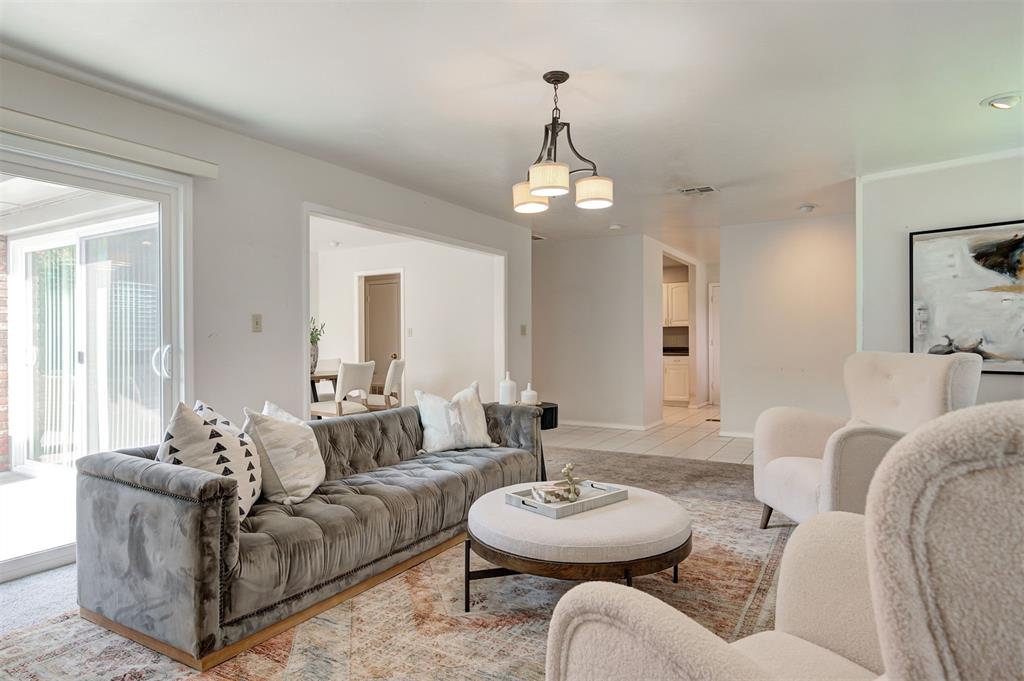 1224 Mulberry Lane