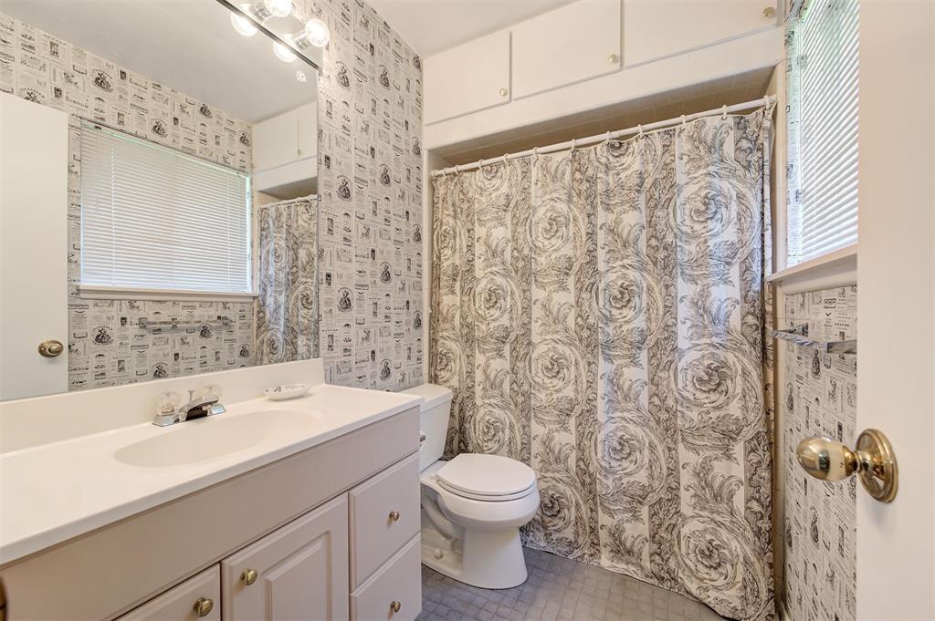 1224 Mulberry Lane