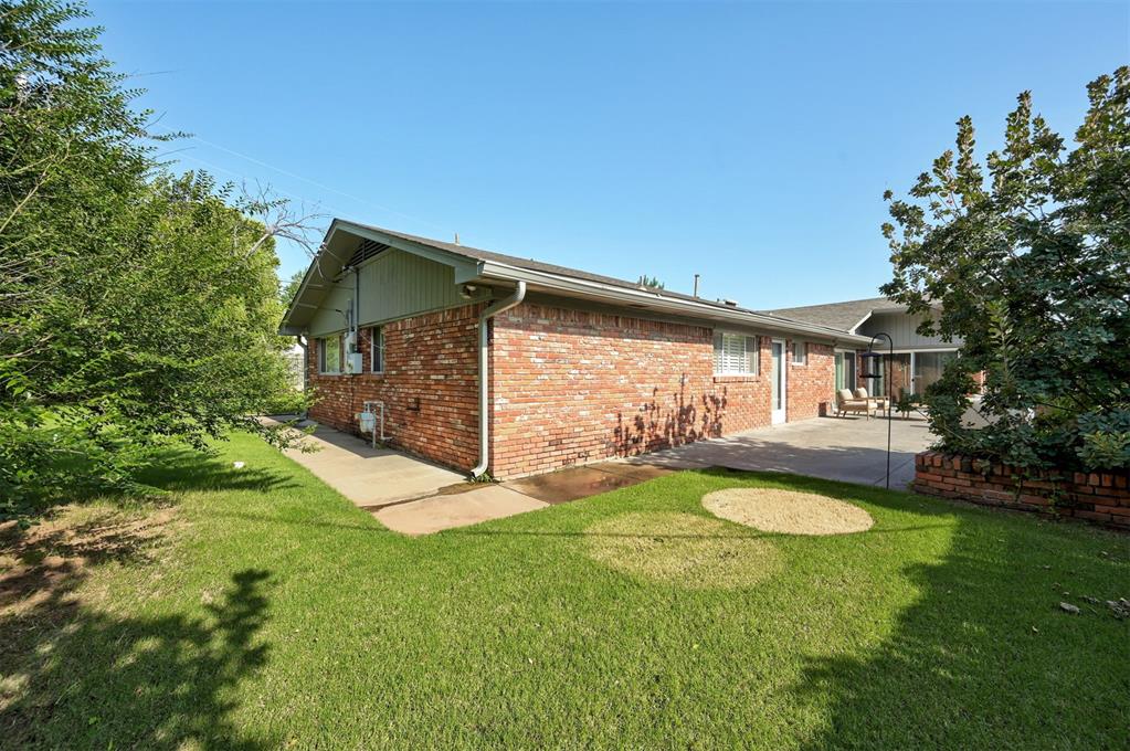 1224 Mulberry Lane