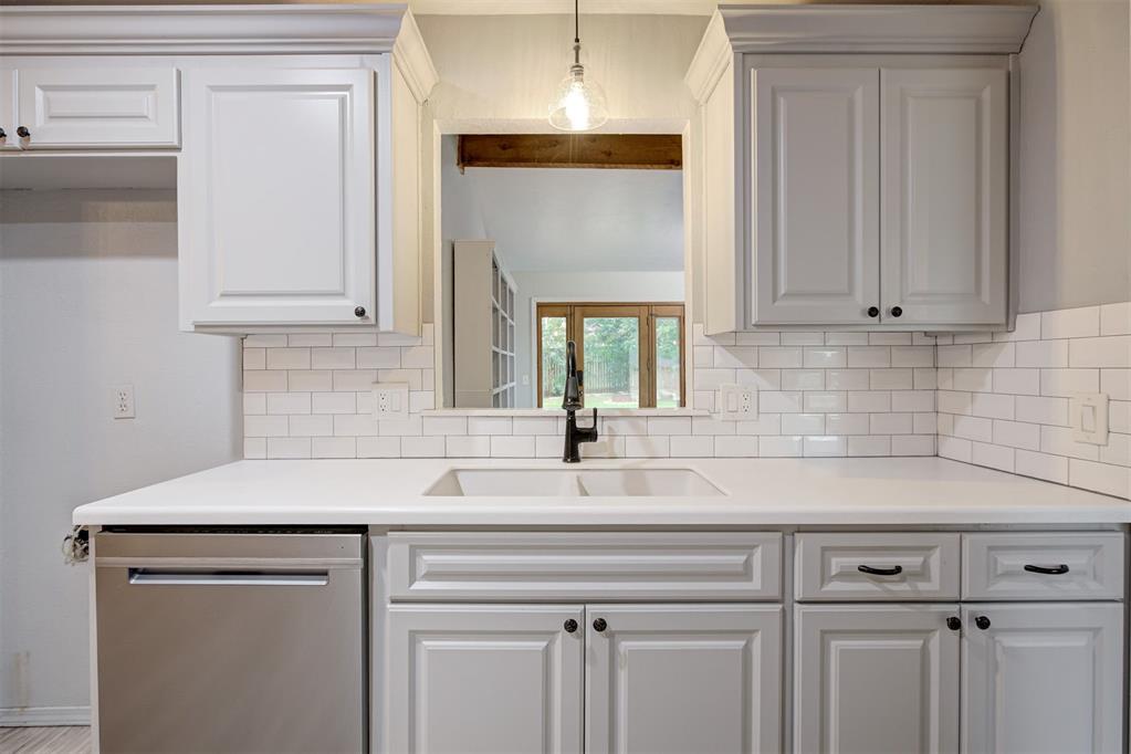 5508 NW 108th Terrace