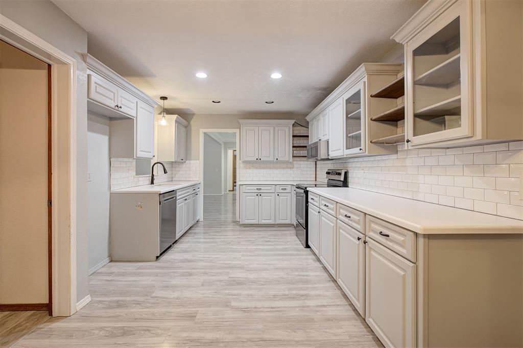 5508 NW 108th Terrace