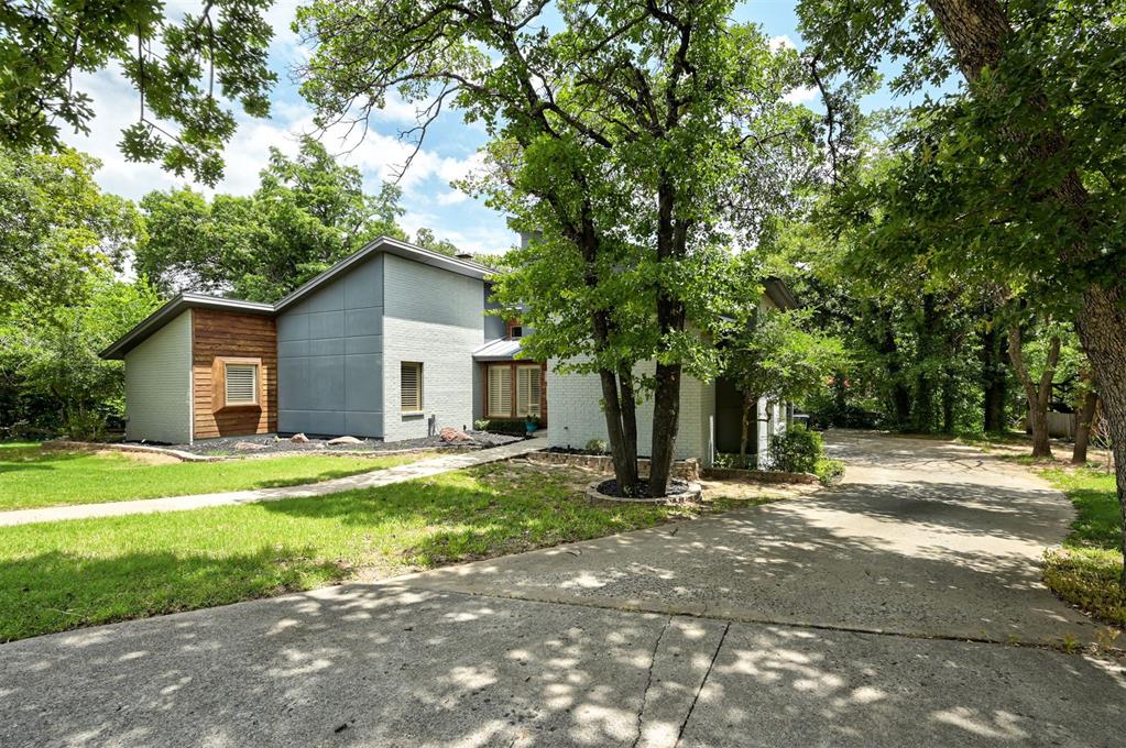 1810 Sandpiper Drive