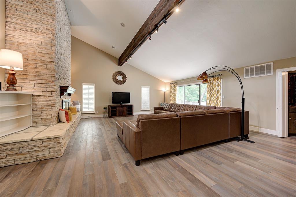 1810 Sandpiper Drive