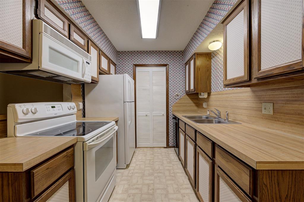 3200 W Britton Road Unit: 52