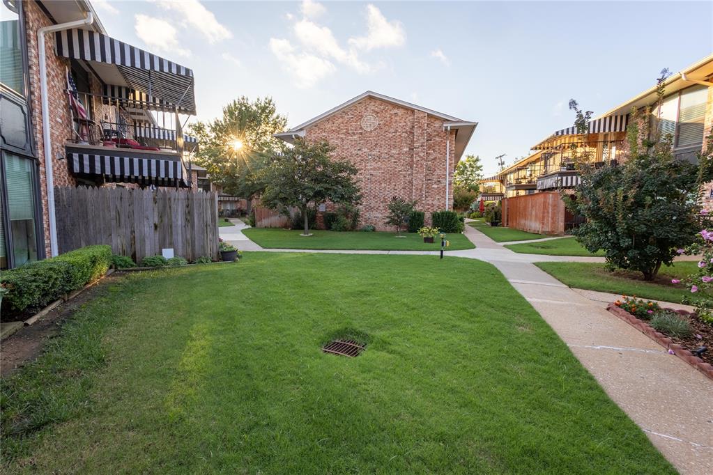 2525 NW 62nd Street Unit: 206