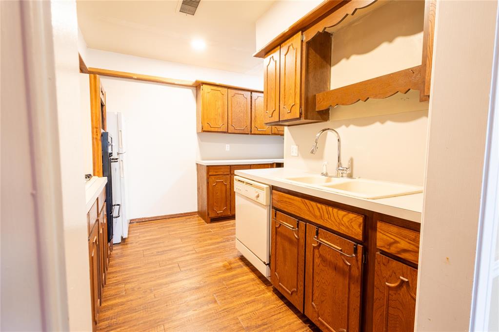2525 NW 62nd Street Unit: 206
