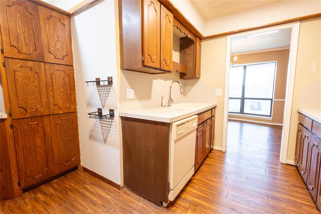 2525 NW 62nd Street Unit: 206