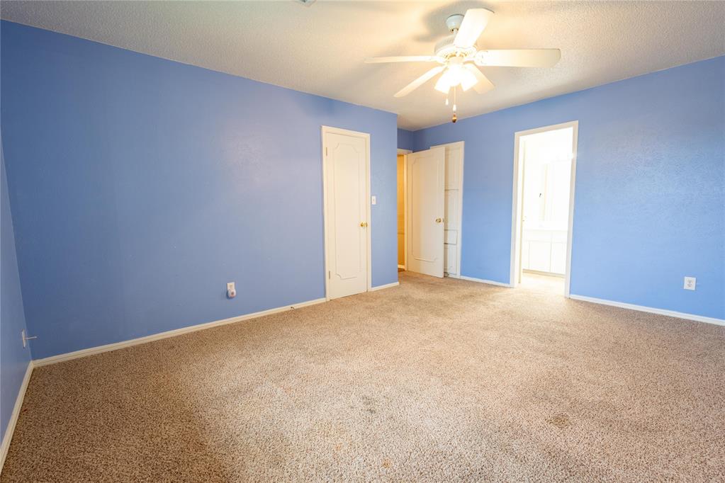 2525 NW 62nd Street Unit: 206