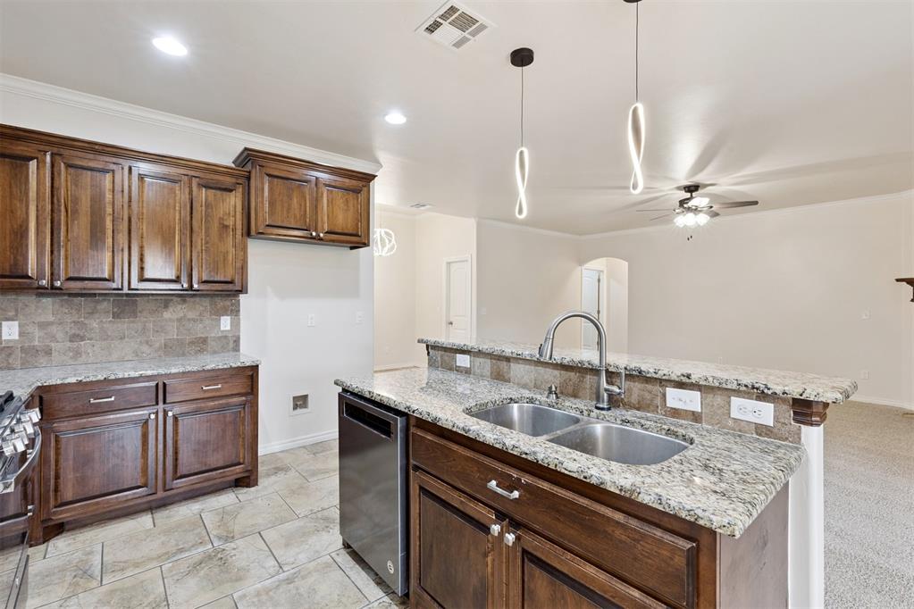 10816 NW 118th Place