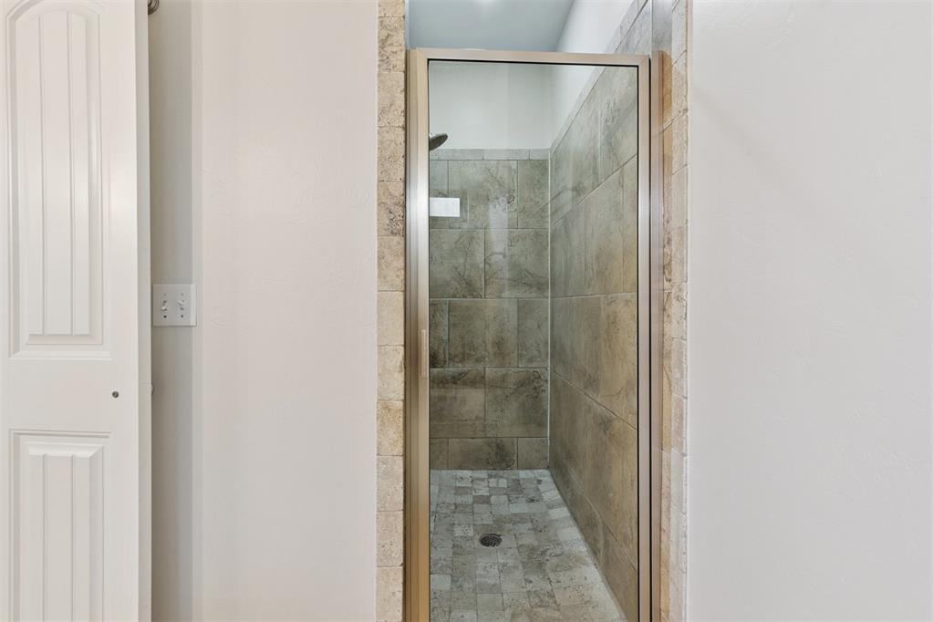 10816 NW 118th Place