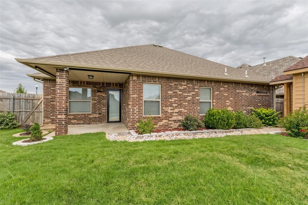 10816 NW 118th Place