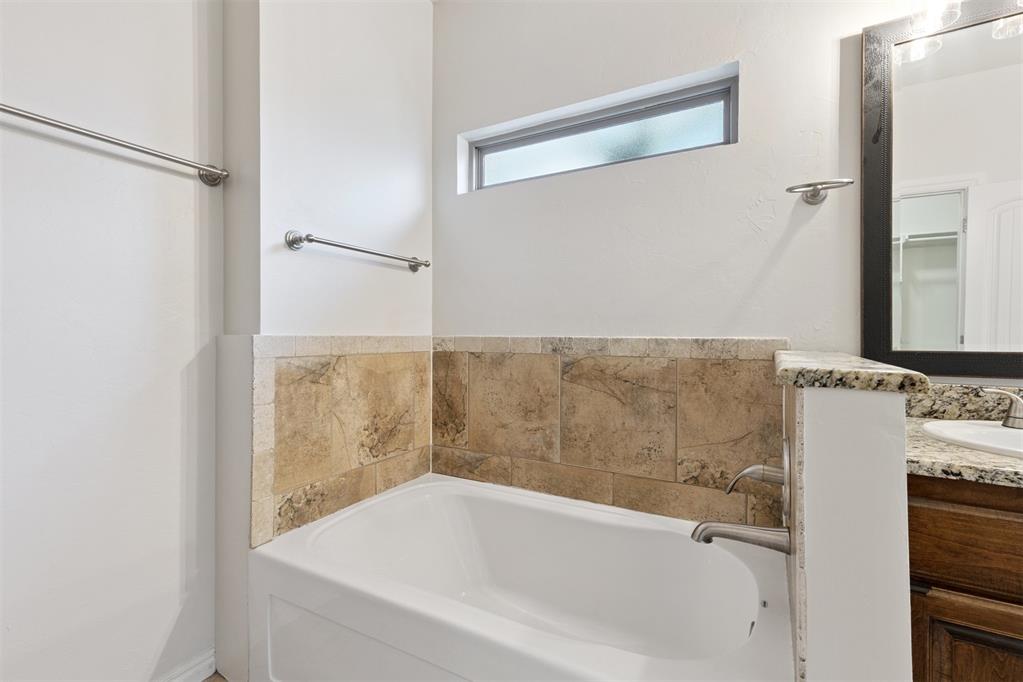 10816 NW 118th Place