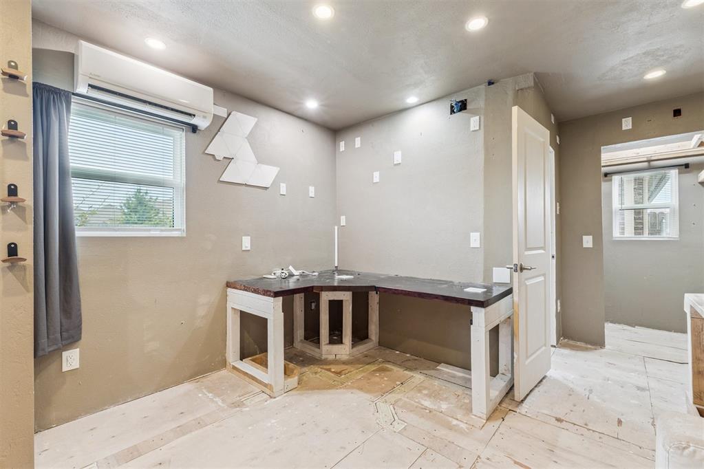 10816 NW 118th Place