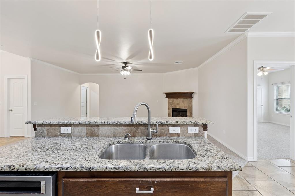 10816 NW 118th Place