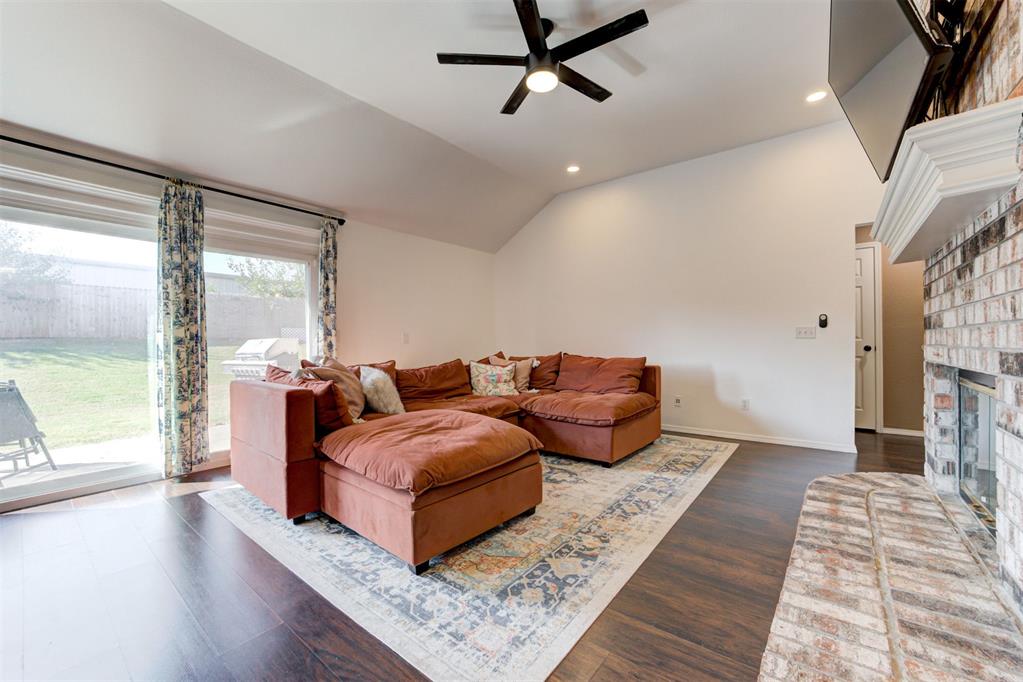 10312 NW 45th Street