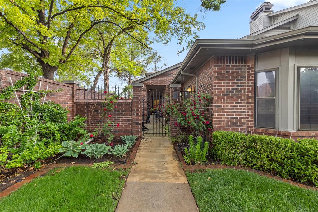 6208 Waterford Boulevard Unit: 95