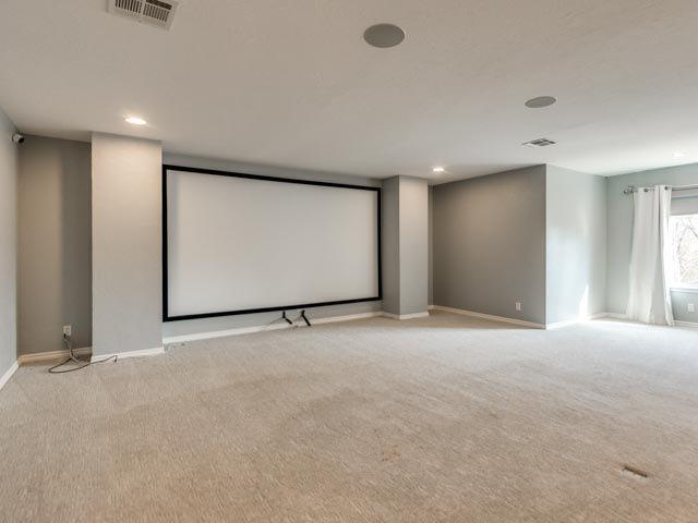 12400 Val Verde Drive