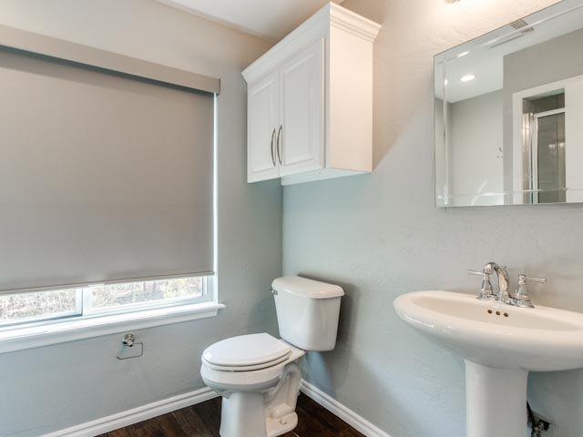 12400 Val Verde Drive