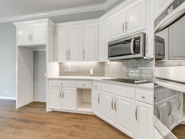 12400 Val Verde Drive