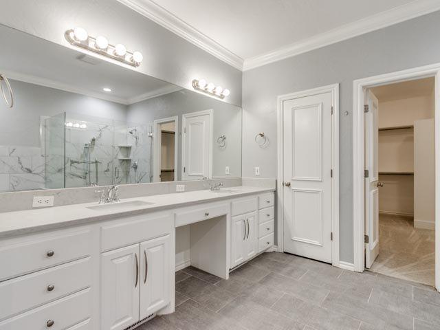 12400 Val Verde Drive