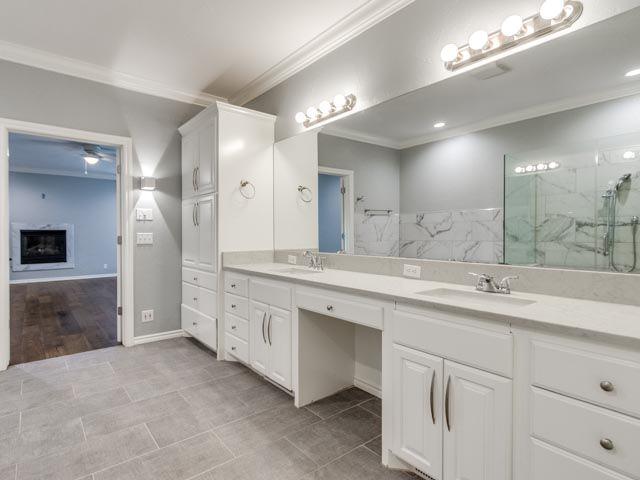 12400 Val Verde Drive