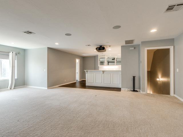 12400 Val Verde Drive