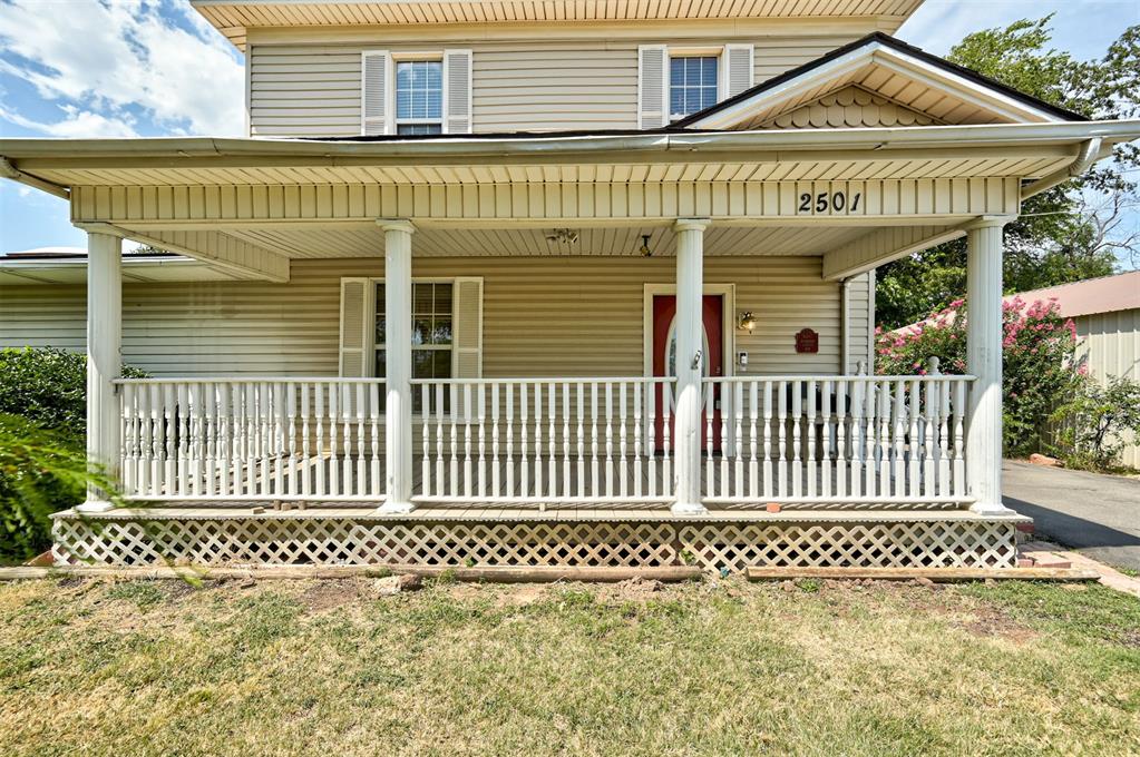 2501 N Walnut Avenue