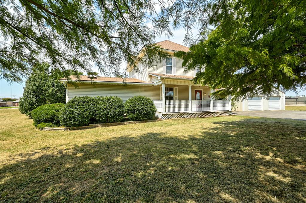 2501 N Walnut Avenue