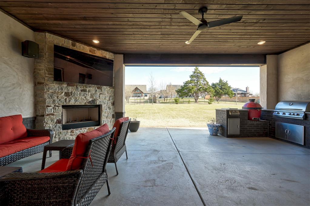 8933 SW 111th Street