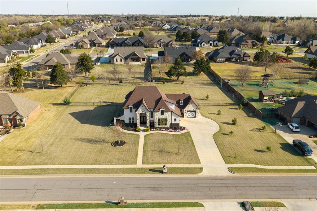 8933 SW 111th Street