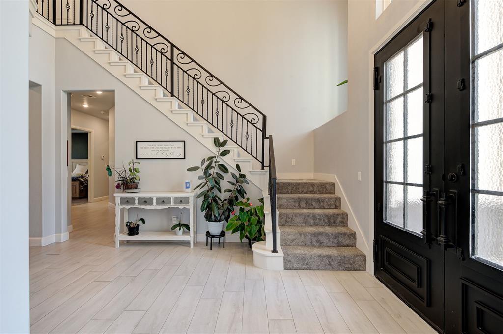 8933 SW 111th Street