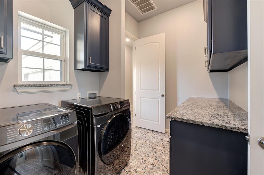 8933 SW 111th Street