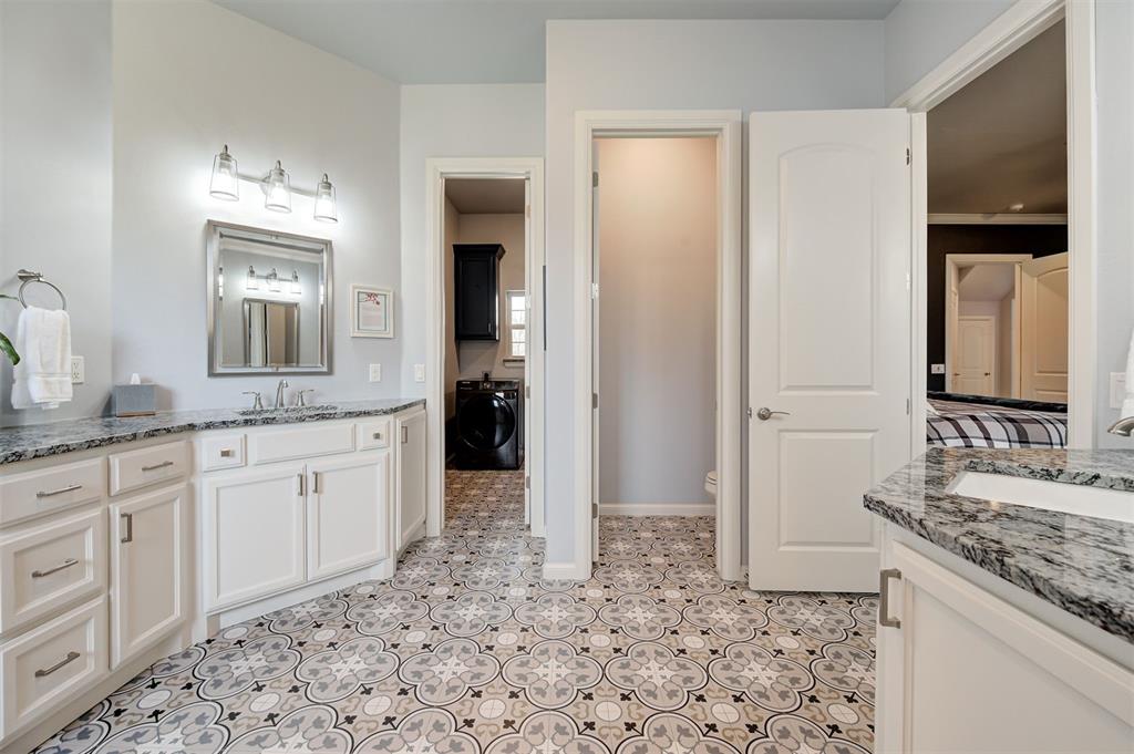 8933 SW 111th Street