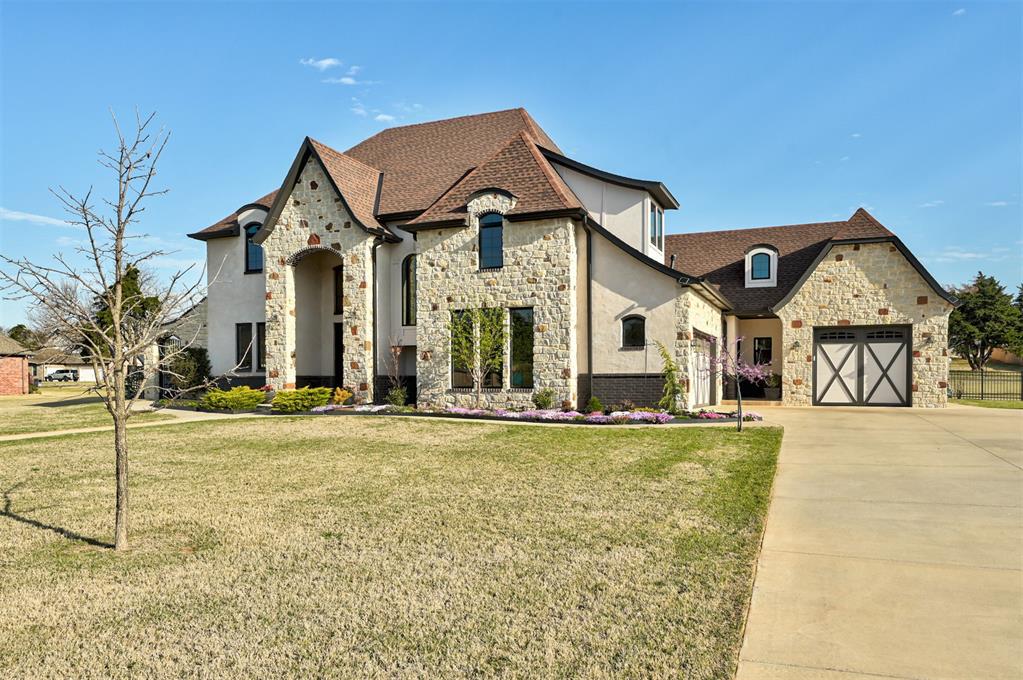 8933 SW 111th Street