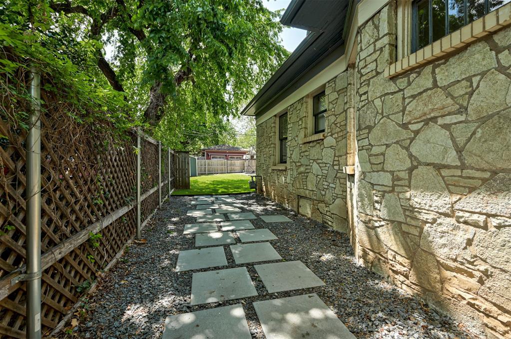 704 NW 20th Street