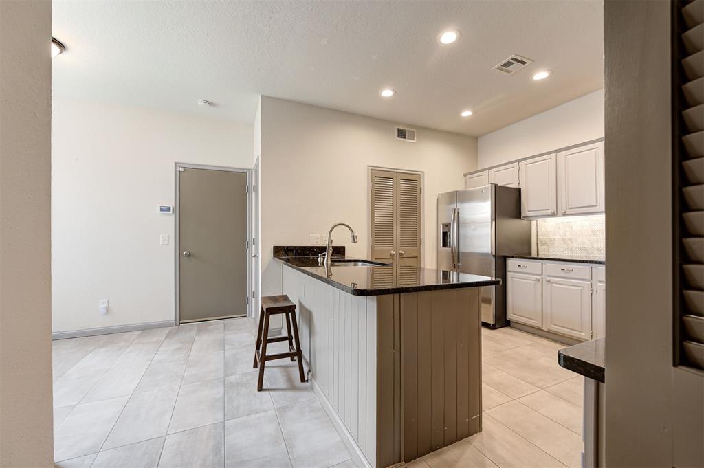 8670 N May Avenue Unit: 49D