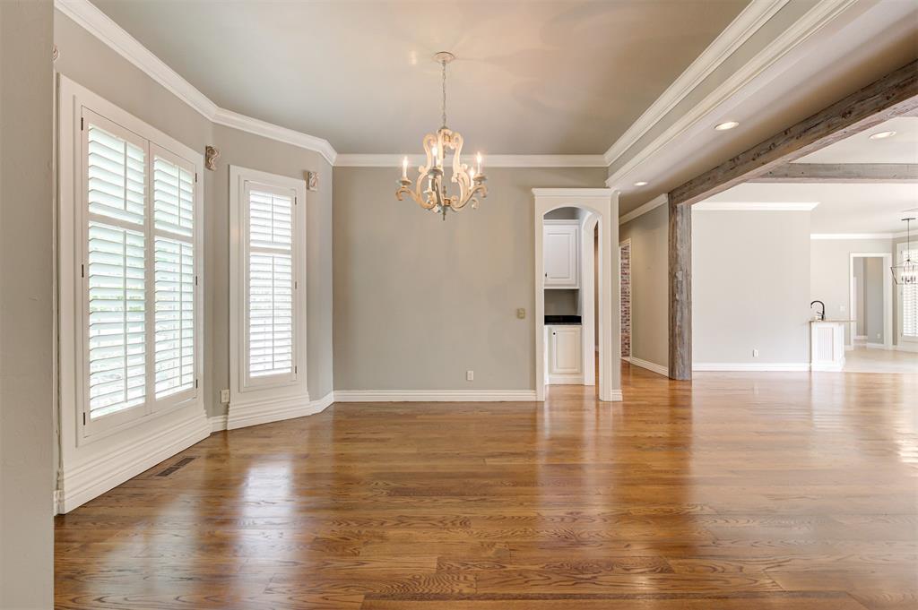 6000 Bronte Way