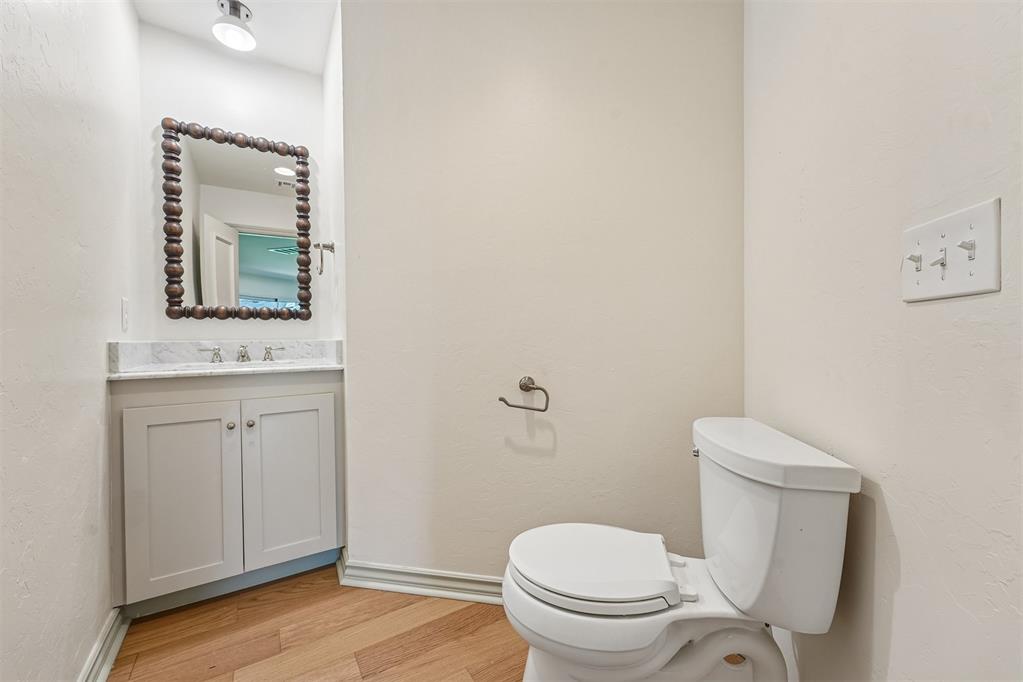 2116 NW 59th Circle