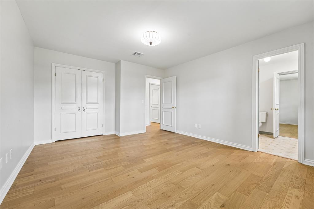 2116 NW 59th Circle