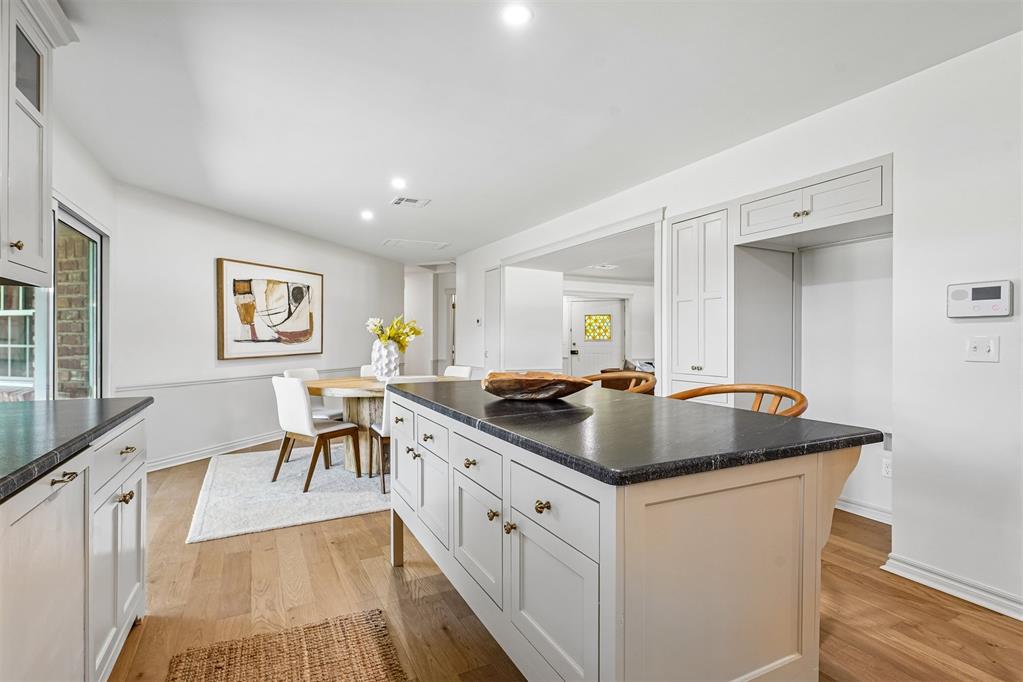 2116 NW 59th Circle