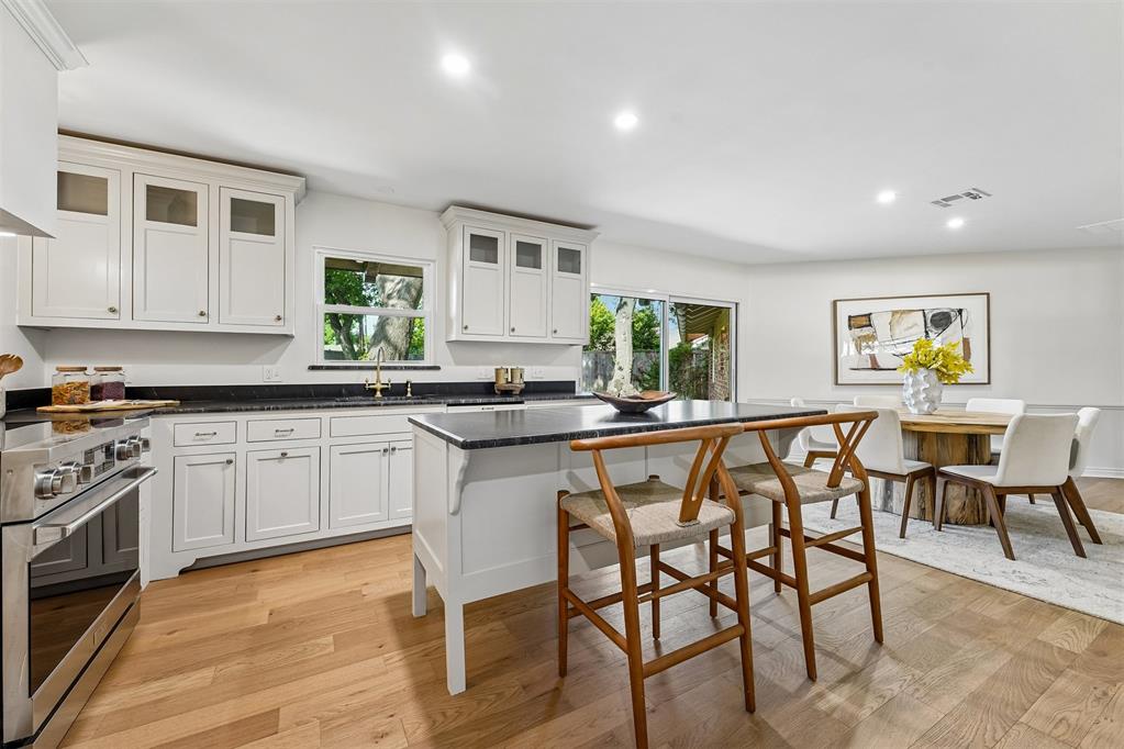 2116 NW 59th Circle