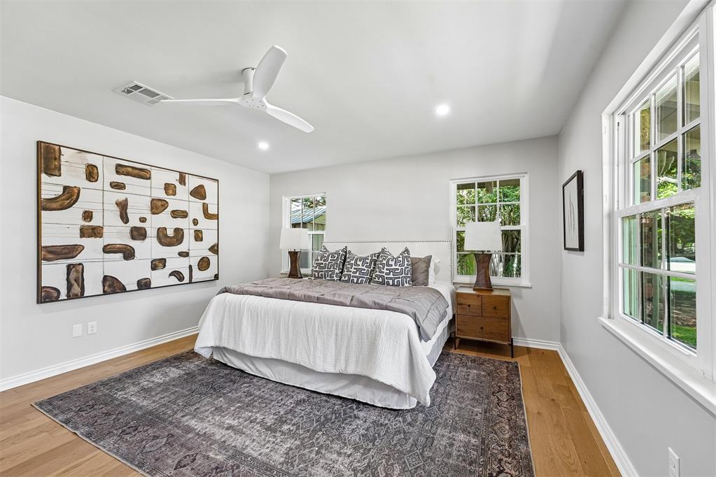 2116 NW 59th Circle