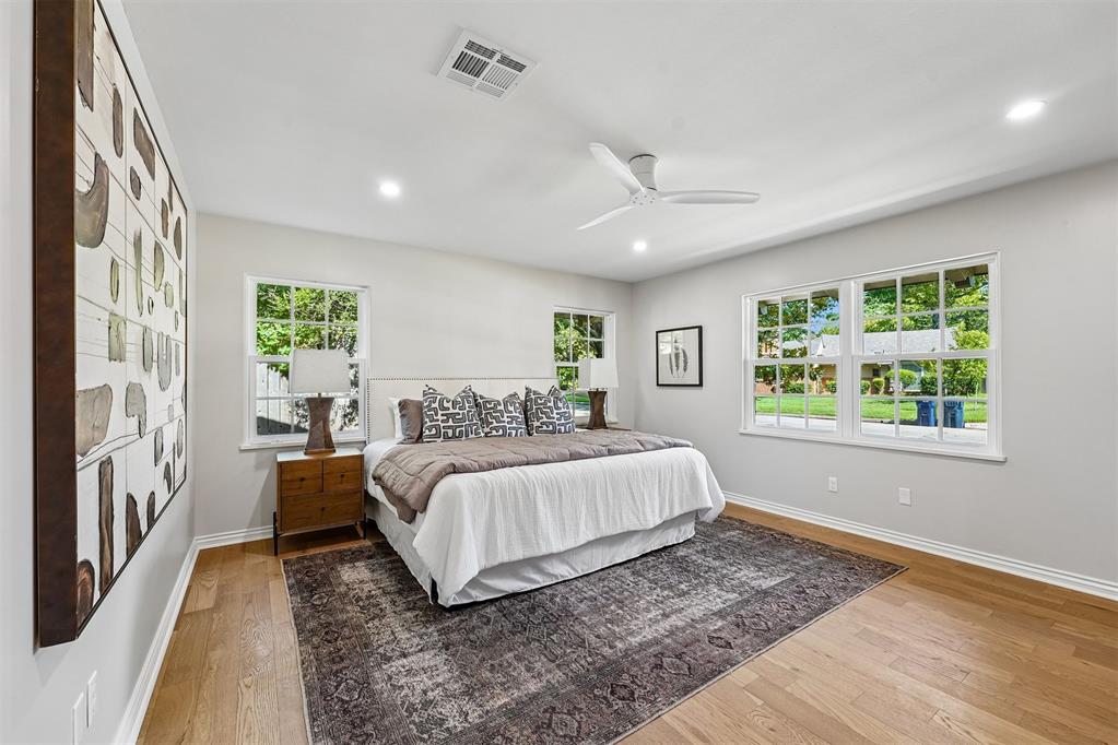 2116 NW 59th Circle